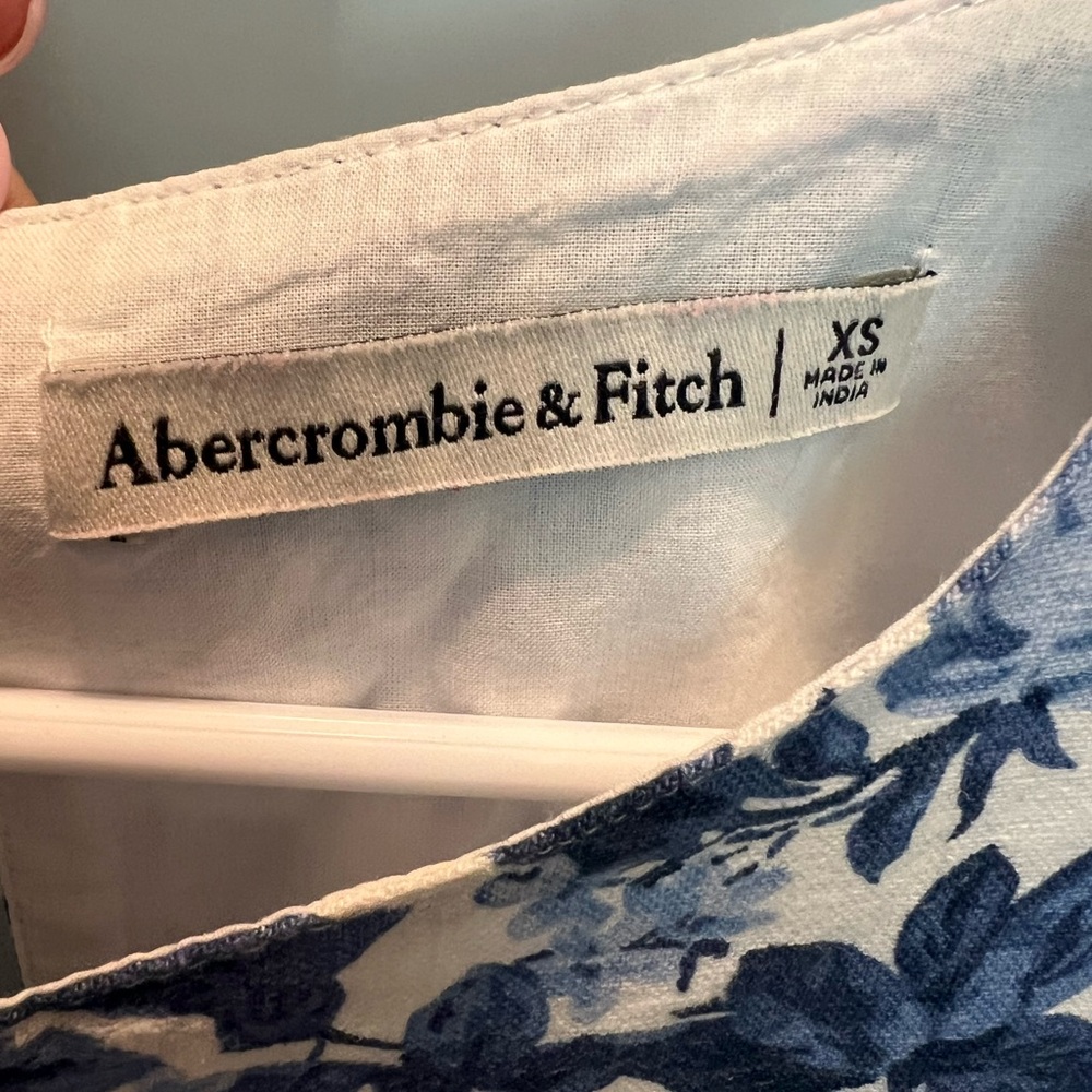Abercrombie & Fitch Blue Floral Dress - Picture 3 of 3